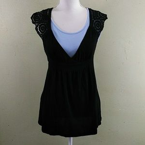 SWS Black Tunic Top with Crochet Accents - M - NWOT